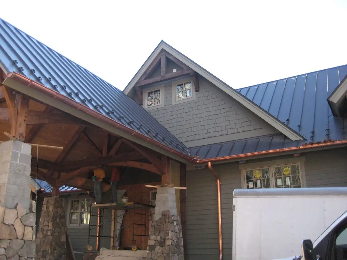 Craftsman Roofing team delivering quality roofing work in Benner